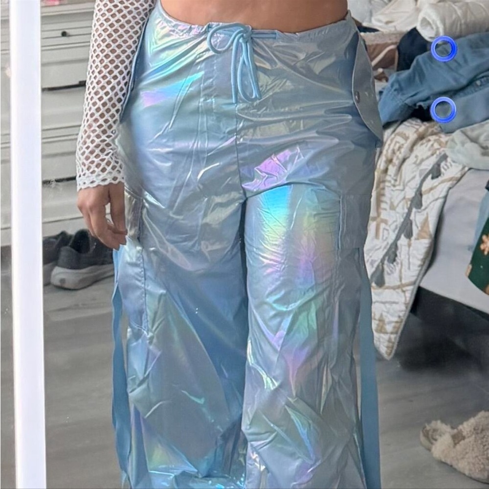 Women’s Y2K Holographic Parachute Pocket Cargo UFO Baggy Dance Pants - Picture 12 of 14